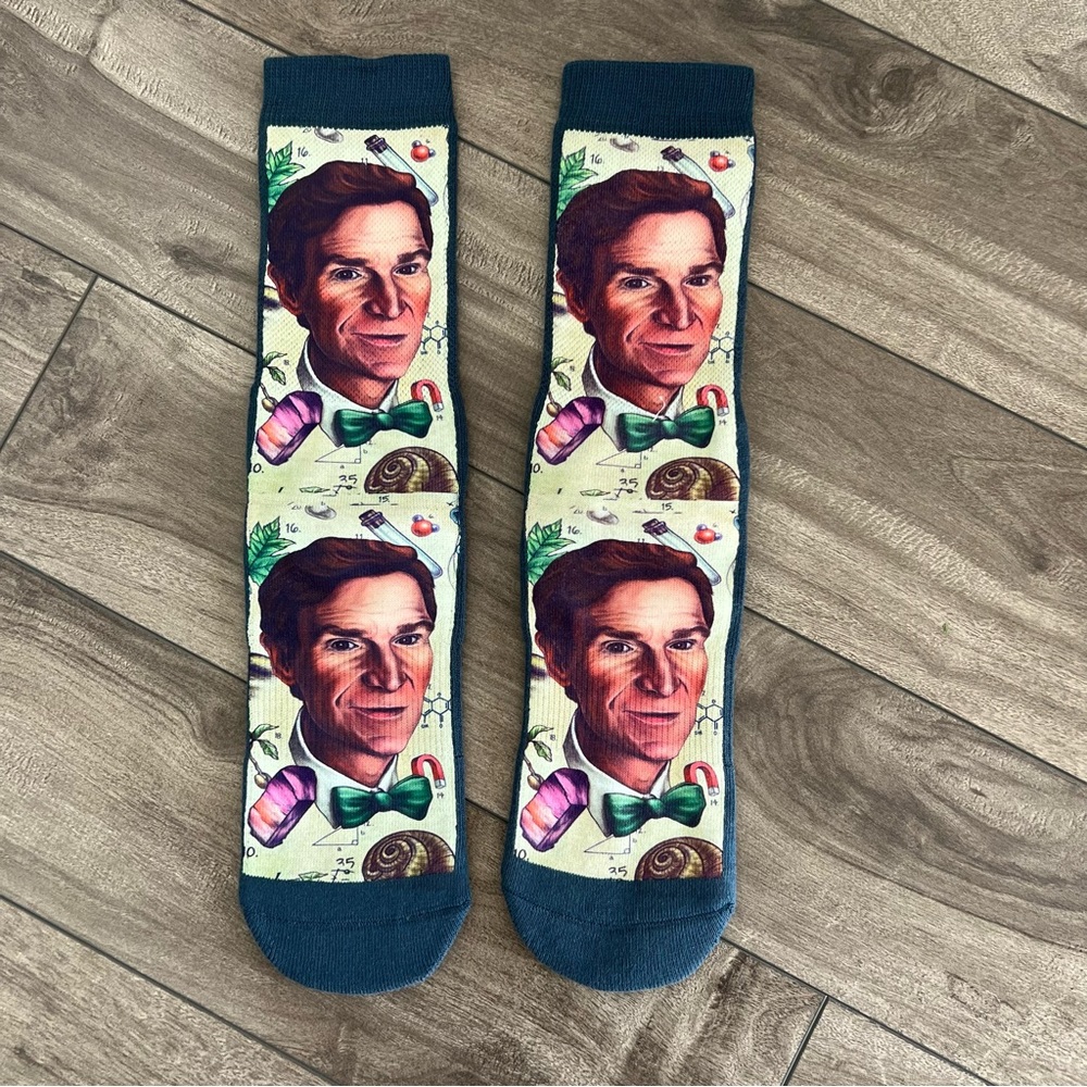 Bill Nye Good Luck Socks - Women’s Size 6-10